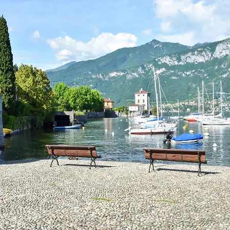 Pescallo Apartment